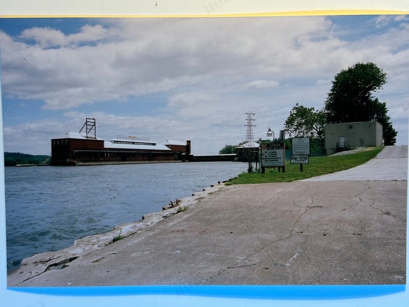 Tuscarora/Moon — 63